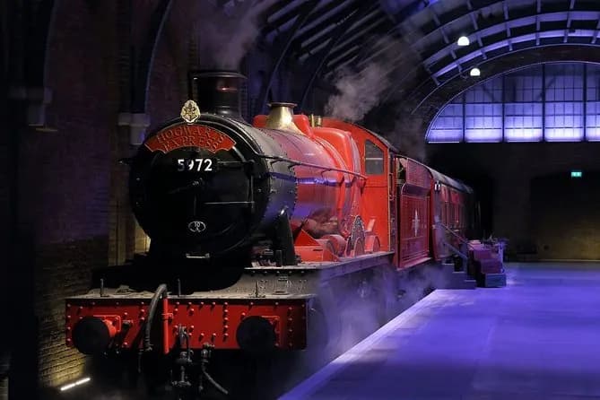 Harry Potter Studio Tour departure from Kings Cross Station - Image 1