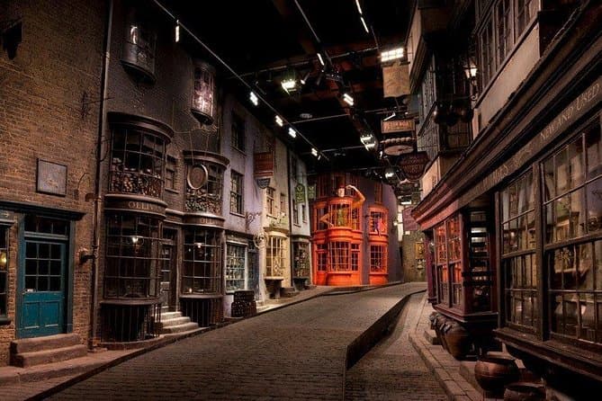 Try Interactive Movie-Making Experiences