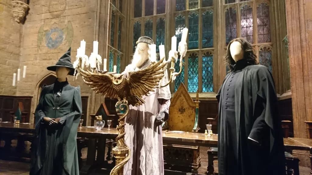 Harry Potter Studio Tour departure from Kings Cross Station - Image 4